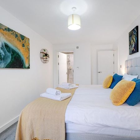 St Martins 2 Bedroom Apartments In Ruislip By 360 Stays 外观 照片