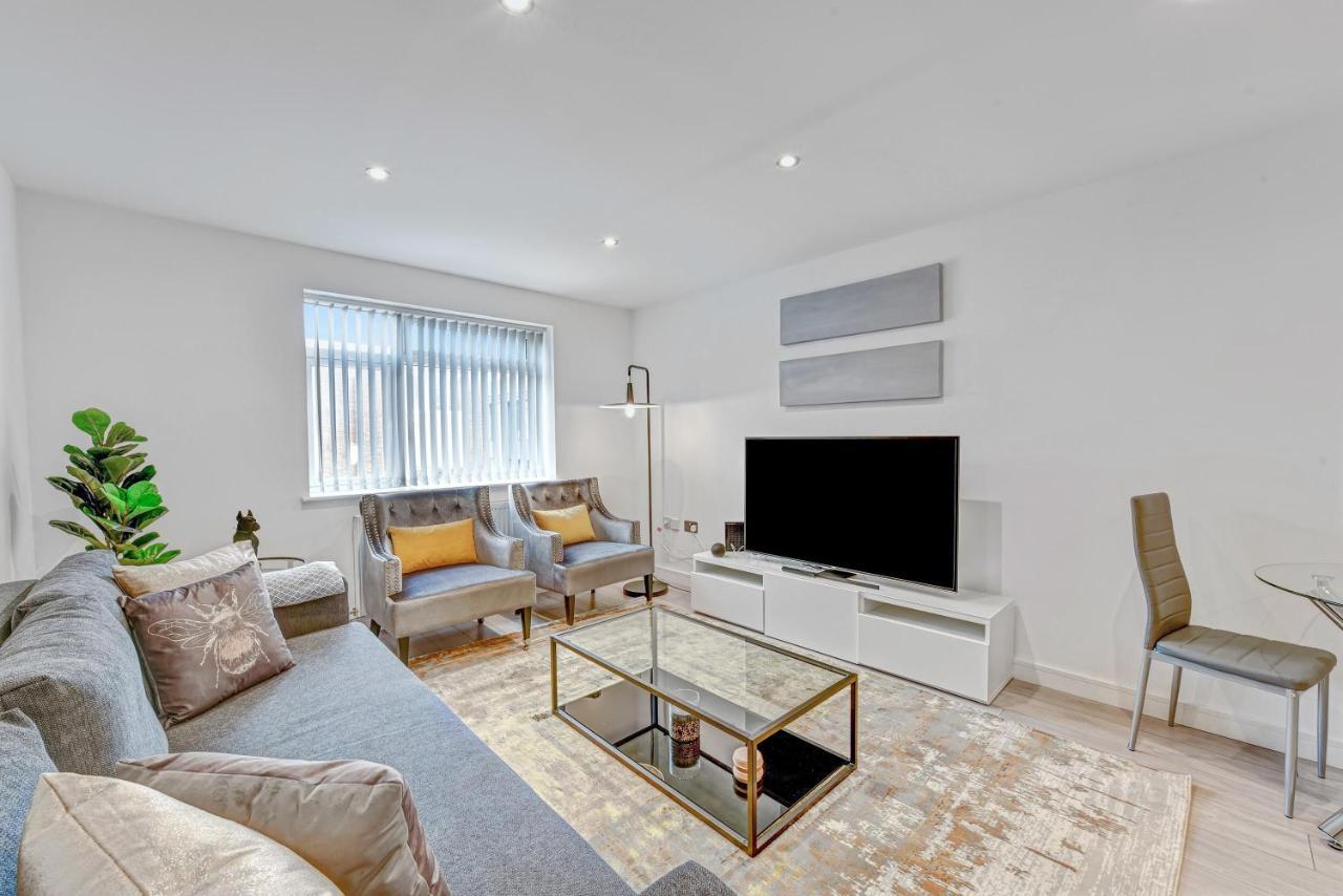 St Martins 2 Bedroom Apartments In Ruislip By 360 Stays 外观 照片