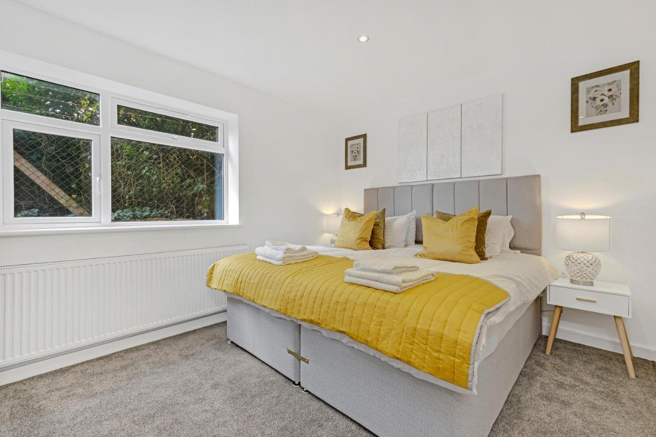 St Martins 2 Bedroom Apartments In Ruislip By 360 Stays 外观 照片