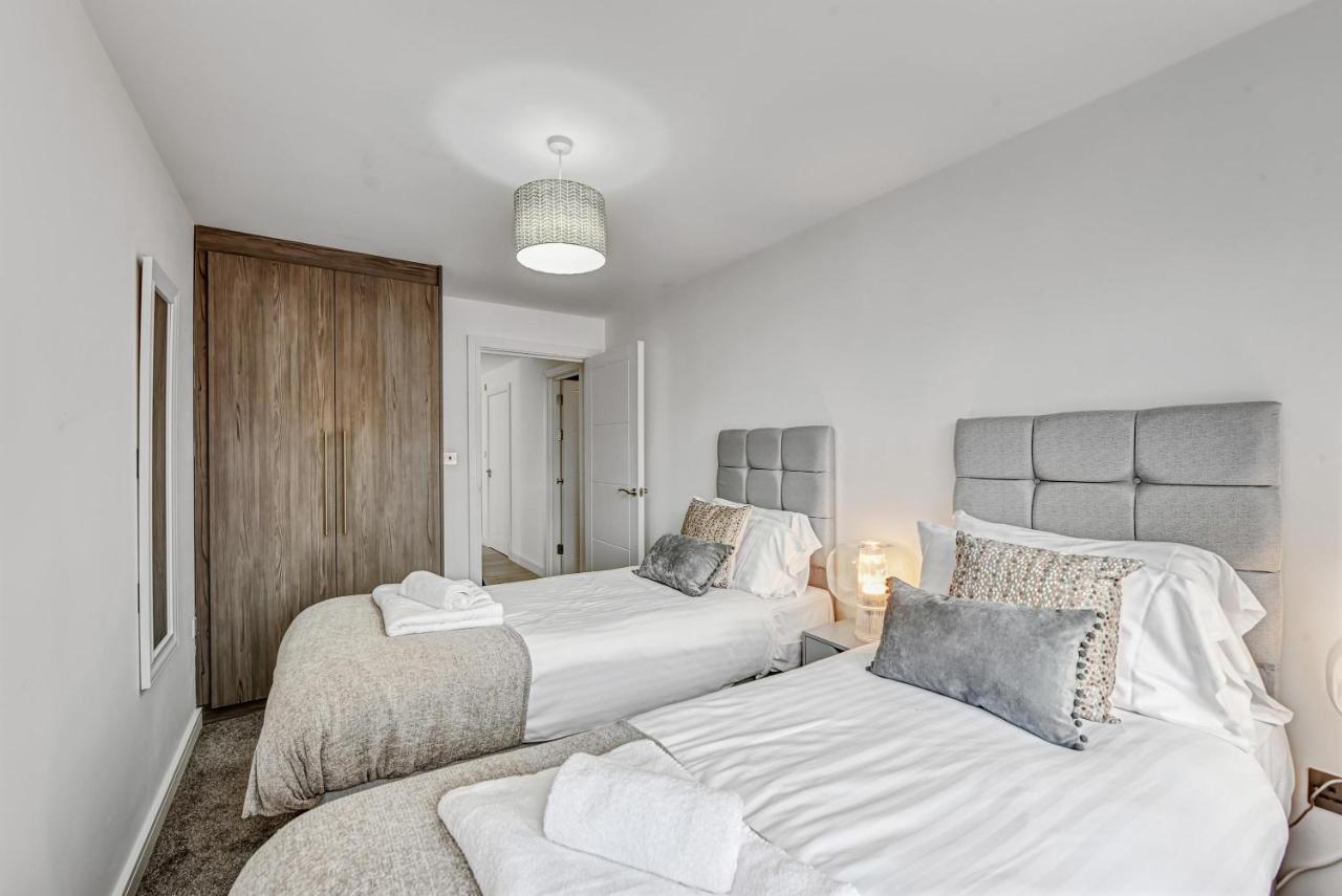 St Martins 2 Bedroom Apartments In Ruislip By 360 Stays 外观 照片