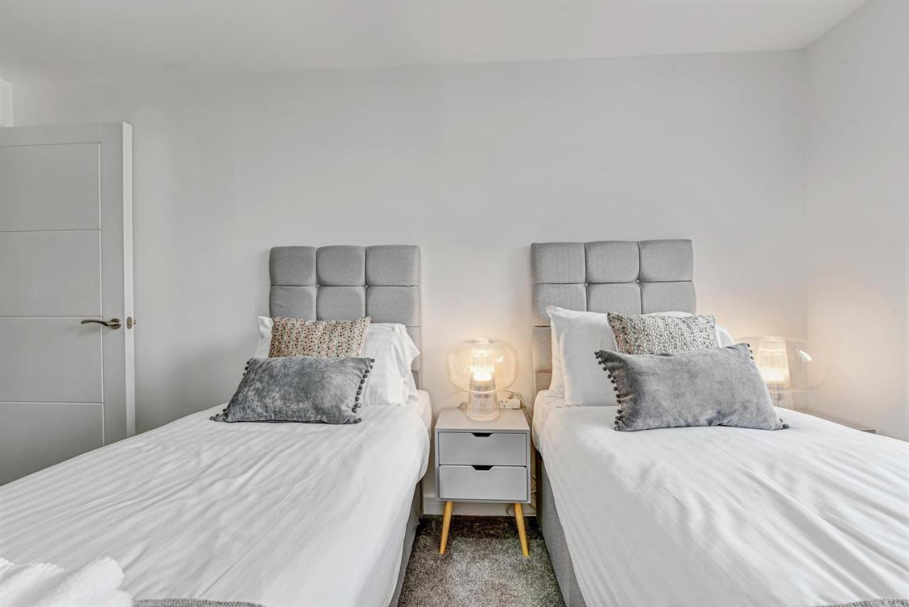 St Martins 2 Bedroom Apartments In Ruislip By 360 Stays 外观 照片