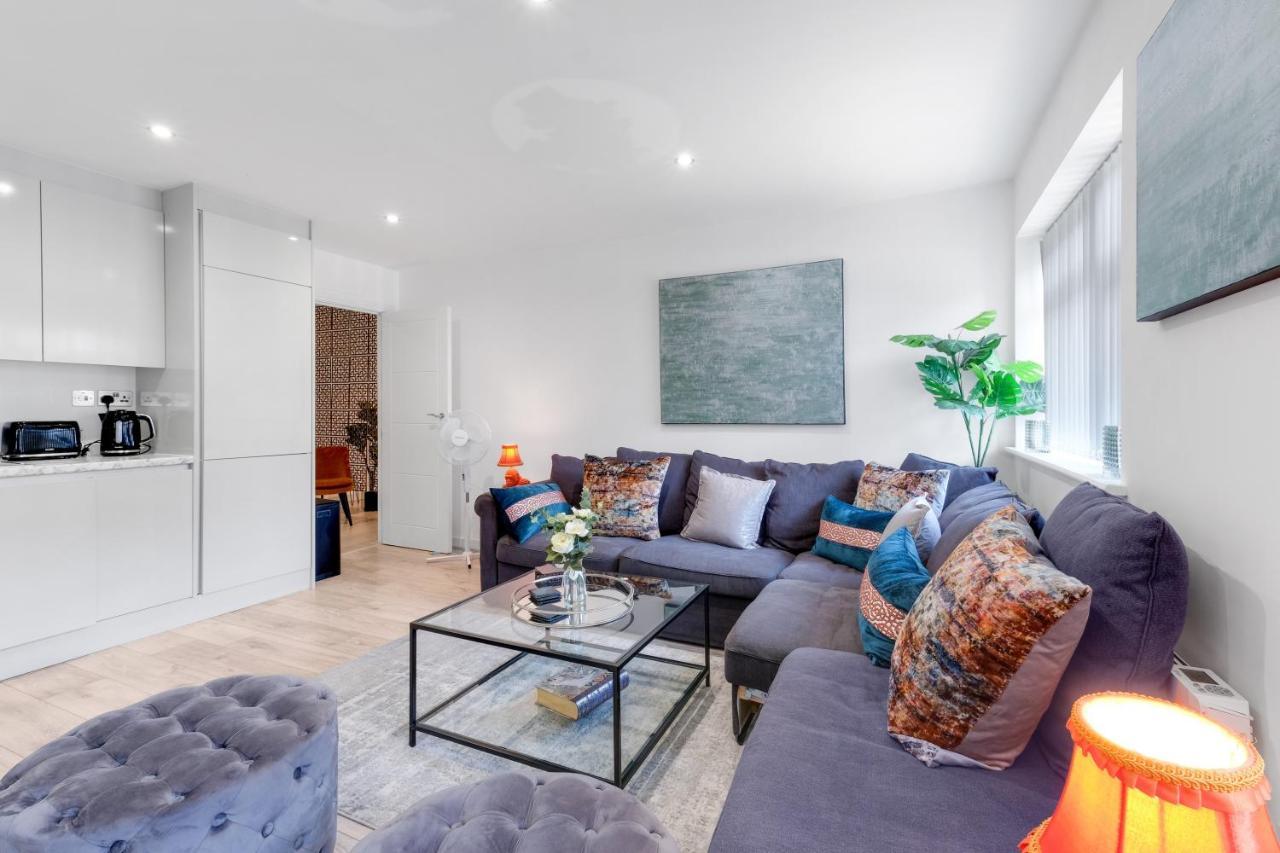 St Martins 2 Bedroom Apartments In Ruislip By 360 Stays 外观 照片