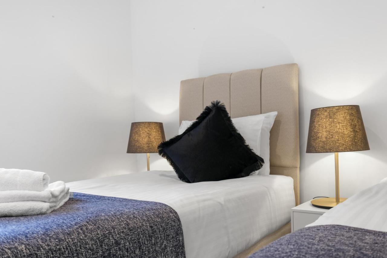 St Martins 2 Bedroom Apartments In Ruislip By 360 Stays 外观 照片