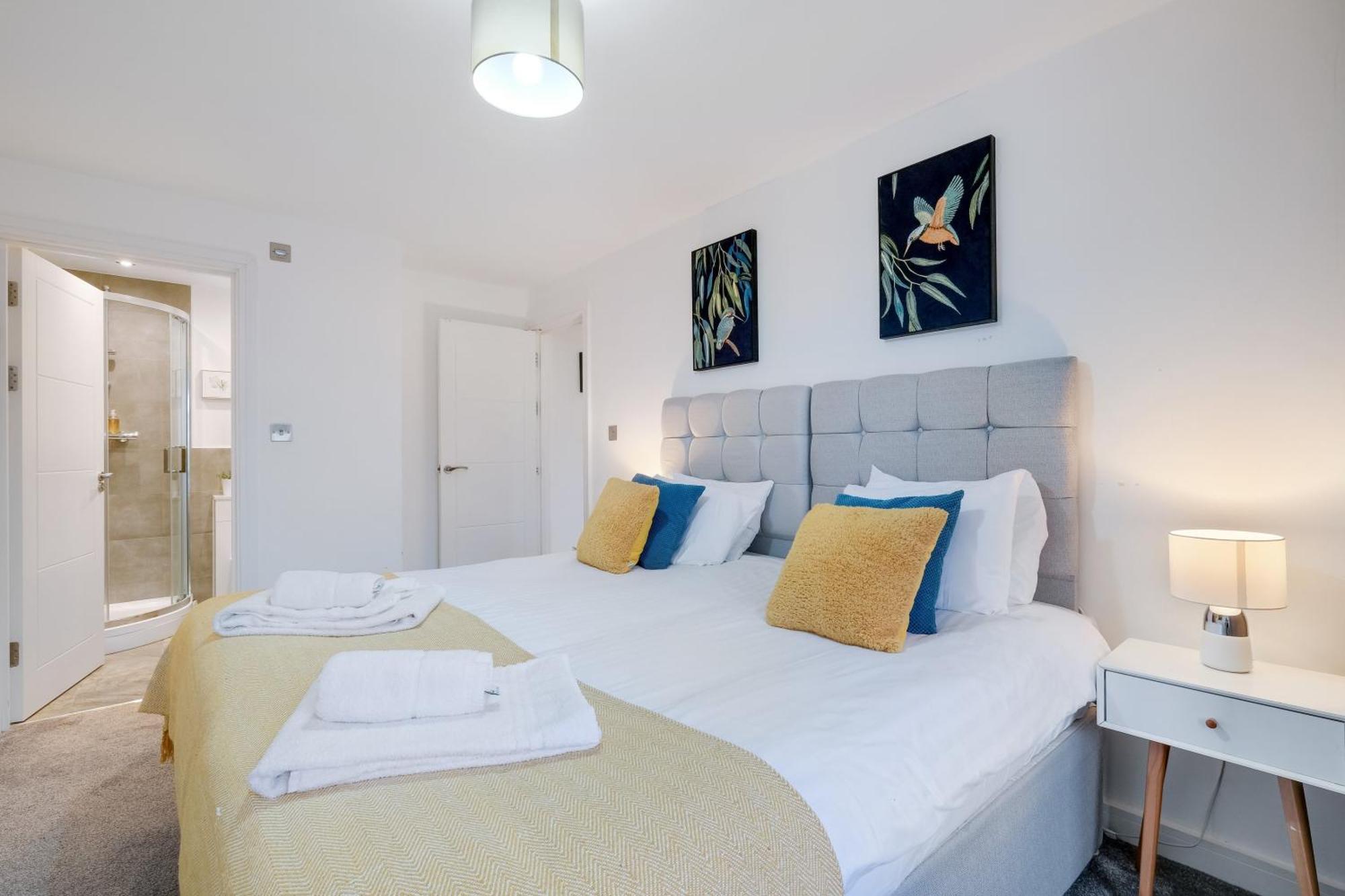 St Martins 2 Bedroom Apartments In Ruislip By 360 Stays 外观 照片