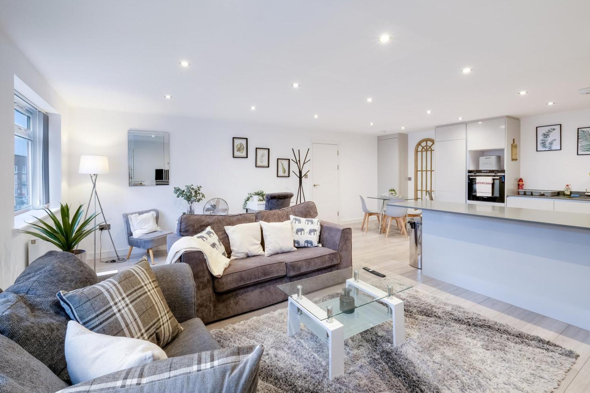 St Martins 2 Bedroom Apartments In Ruislip By 360 Stays 外观 照片